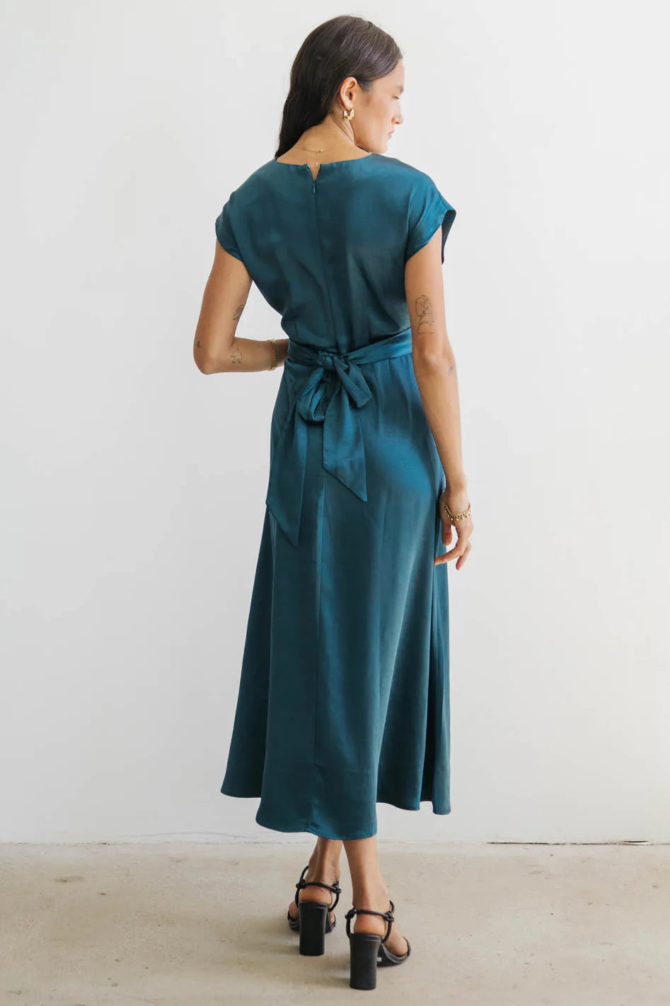 CLARINE | Vestido midi elegante