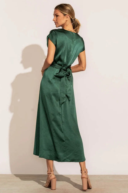 CLARINE | Vestido midi elegante